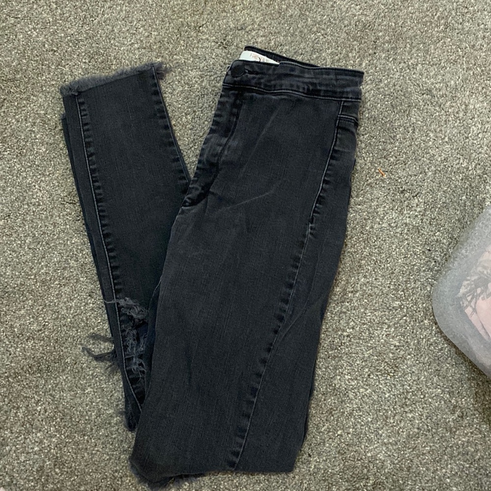 Forever 21 Black Skinny Jeans